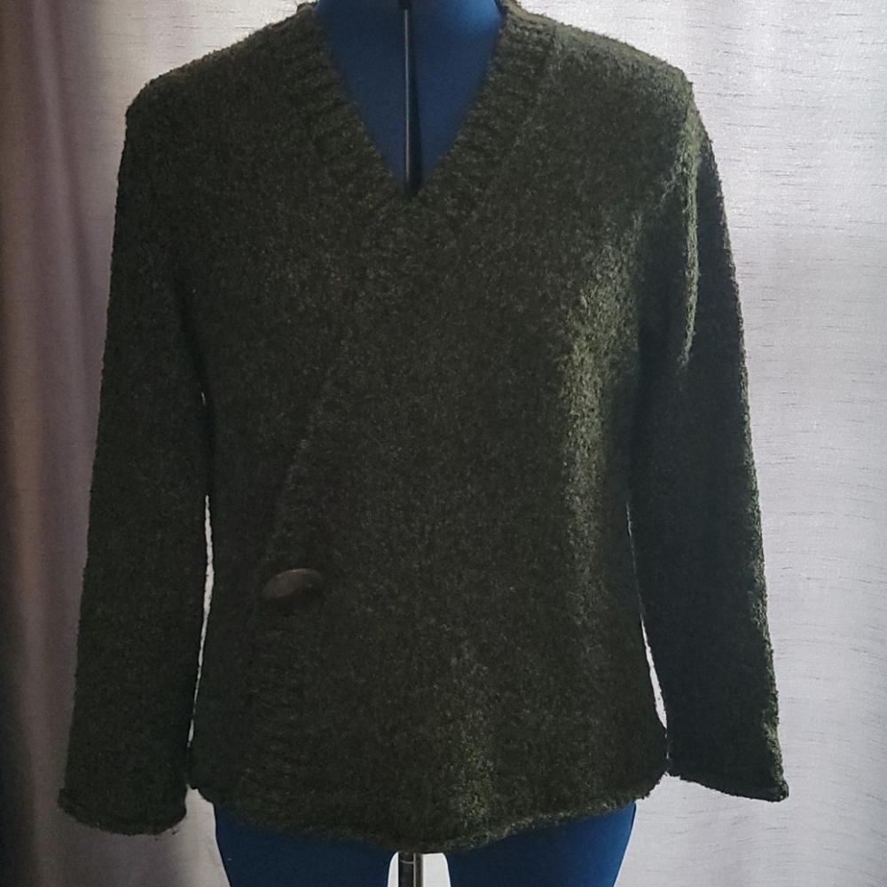 Women's sweater
